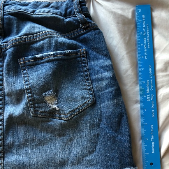 denim mini skirt - Picture 3 of 3